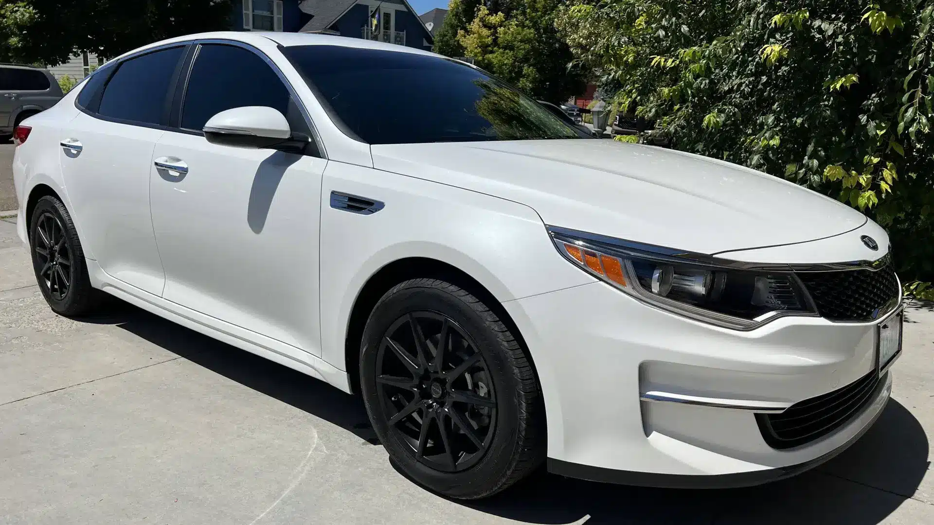 Car window tinting service by Tint My Ride LLC in Middleton Idaho